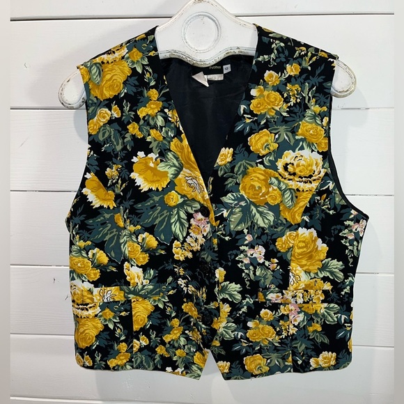 Chic petite Jackets & Blazers - 💛 CHIC PETITES - VINTAGE Floral Buttoned Vest - Size 10